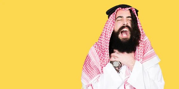 Arabian Business Man Long Hair Wearing Traditional Keffiyeh Scarf Shouting — Stock Photo, Image