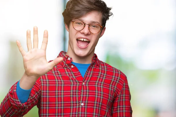 Jonge Knappe Man Met Bril Geïsoleerd Achtergrond Weergegeven Met Vingers — Stockfoto