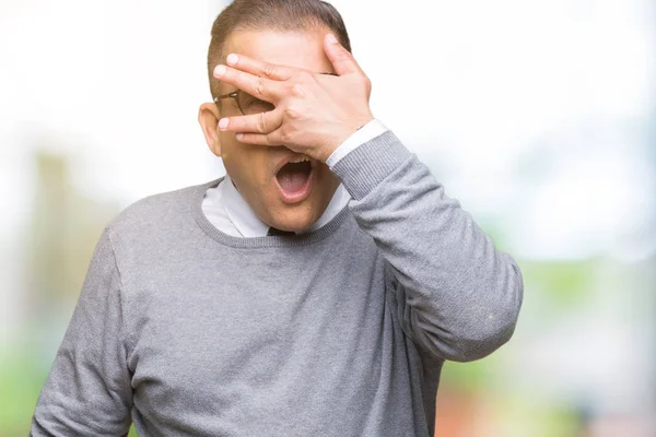 Arabischer Mann Mittleren Alters Mit Brille Vor Isoliertem Hintergrund Der — Stockfoto