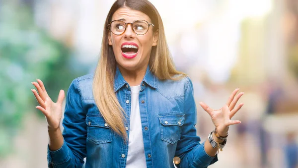Young Beautiful Woman Wearing Glasses Isolated Background Crazy Mad Shouting — Stock Photo, Image