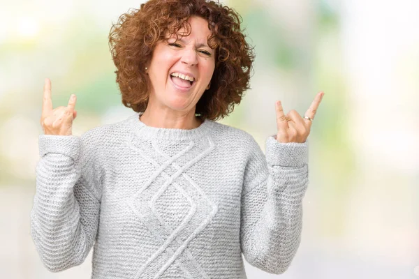 Mulher Sênior Bonita Meio Ager Vestindo Camisola Inverno Sobre Fundo — Fotografia de Stock