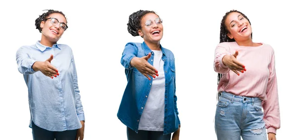 Колаж Красивого Плетеного Волосся Афроамериканської Жінки Над Ізольованим Тлом Усміхнений — стокове фото