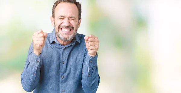 Bonito Homem Meia Idade Elegante Sênior Sobre Fundo Isolado Animado — Fotografia de Stock