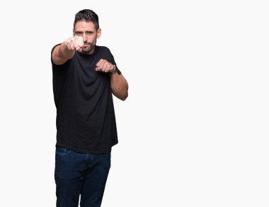 Yakışıklı delikanlı izole arka plan kum yumruk dövüşü, saldırgan ve kızgın saldırı, tehdit ve şiddet üzerine