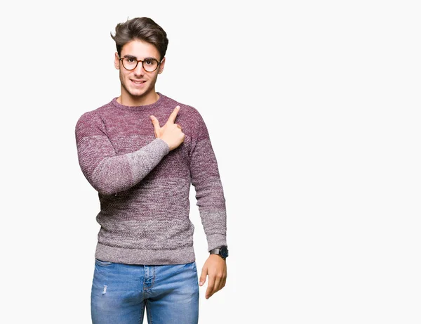 Joven Hombre Guapo Con Gafas Sobre Fondo Aislado Alegre Con — Foto de Stock