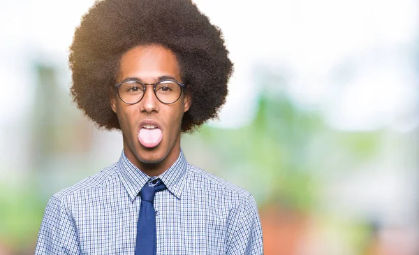 Mladí Africké Americké Obchodní Muž Afro Vlasy Nosí Brýle Držet — Stock fotografie