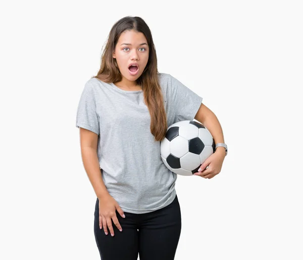 Giovane Bella Donna Bruna Che Tiene Pallone Calcio Sfondo Isolato — Foto Stock