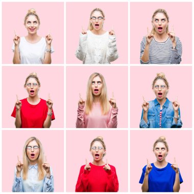Pembe izole arka plan üzerinde genç güzel sarışın kadın kolaj hayret ve görünümlü ve parmaklar ve yükseltilmiş kollar ile işaret şaşırdı.