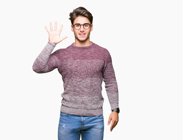 Joven Hombre Guapo Con Gafas Sobre Fondo Aislado Mostrando Apuntando —  Fotos de Stock