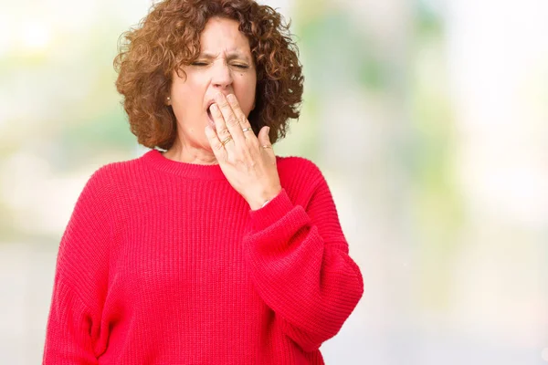 Schöne Seniorin Mittleren Alters Roter Winterpullover Über Isoliertem Hintergrund Gelangweilt — Stockfoto