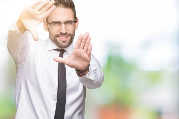 Ung Snygg Business Man Glasögon Över Isolerade Bakgrund Leende Gör — Stockfoto