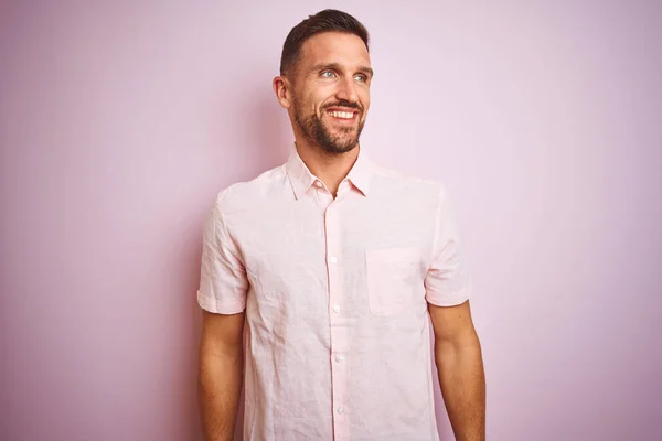 Young Handsome Man Wearing Elegant Summer Shirt Pink Isolated Background — Stock Photo, Image