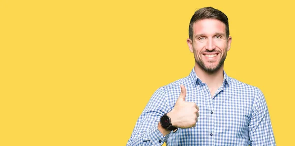 Hombre Negocios Guapo Con Ojos Azules Haciendo Gesto Feliz Con — Foto de Stock