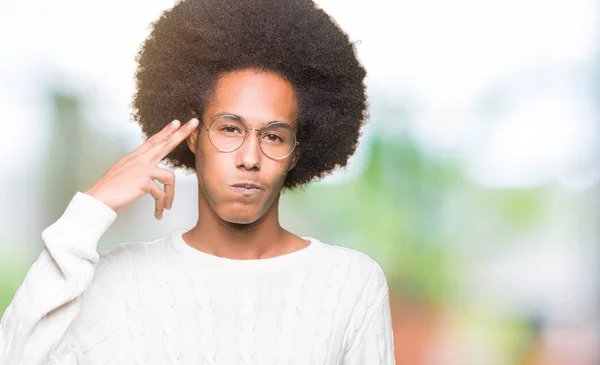 Young African American Man Afro Hair Wearing Glasses Shooting Killing — Stock Photo, Image