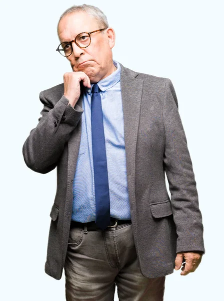 Bell Uomo Affari Anziano Che Indossa Occhiali Cravatta Con Mano — Foto Stock