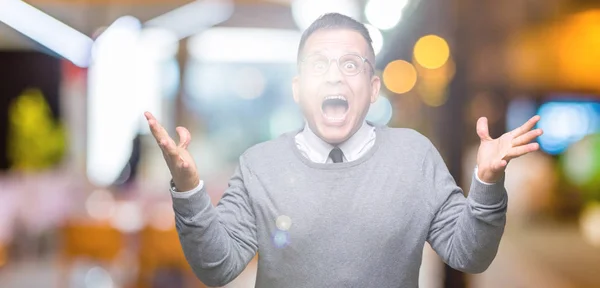 Bussines Mediana Edad Árabe Hombre Con Gafas Sobre Fondo Aislado —  Fotos de Stock