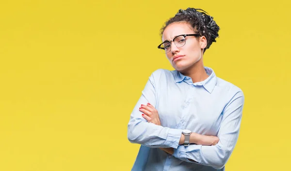 Joven Chica Negocios Afroamericana Trenzada Con Gafas Sobre Fondo Aislado —  Fotos de Stock