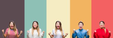 Renkli Vintage izole arka plan üzerinde genç güzel kadın kolaj şaşırttı ve silah yükseltilmiş ve açık gözleri ile başarı için hayran kutluyor. Kazanan kavramı.