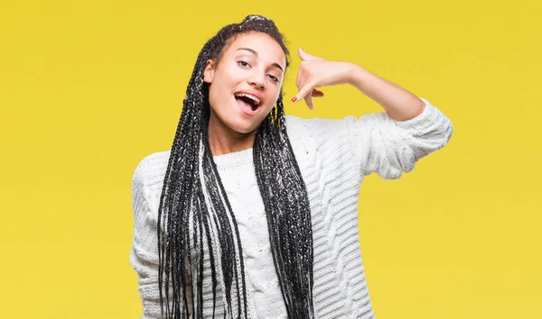 Mladá Pletené Vlasy Africká Americká Dívka Která Nosí Svetr Izolované — Stock fotografie