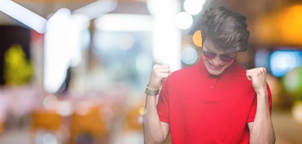 Young Handsome Man Wearing Sunglasses Isolated Background Very Happy Excited — Stock Photo, Image