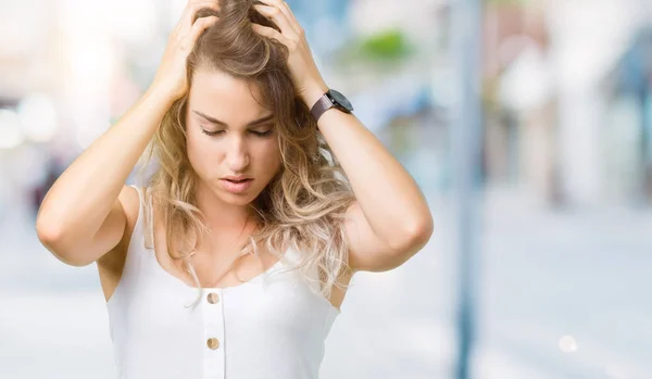 Jonge Mooie Blonde Vrouw Geïsoleerde Achtergrond Lijden Hoofdpijn Wanhopig Benadrukt — Stockfoto