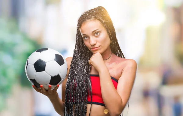 Cabello Trenzado Joven Afroamericano Con Marca Nacimiento Sosteniendo Pelota Fútbol —  Fotos de Stock