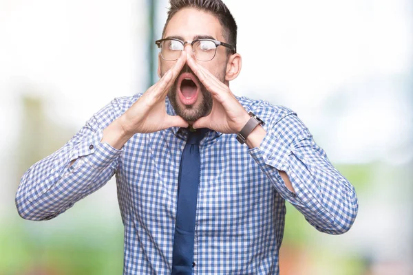 Junger Geschäftsmann Mit Brille Vor Isoliertem Hintergrund Schreit Wütend Laut — Stockfoto