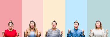 Renkli Vintage çizgili izole arka plan üzerinde genç güzel kadın kolaj şaşırttı ve silah yükseltilmiş ve açık gözleri ile başarı için hayran kutluyor. Kazanan kavramı.