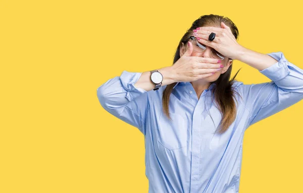 Mulher Negócios Madura Meia Idade Bonita Usando Óculos Sobre Fundo — Fotografia de Stock