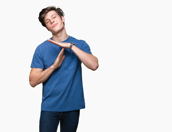 Ung Vacker Man Bär Blå Shirt Över Isolerade Bakgrund Gör — Stockfoto