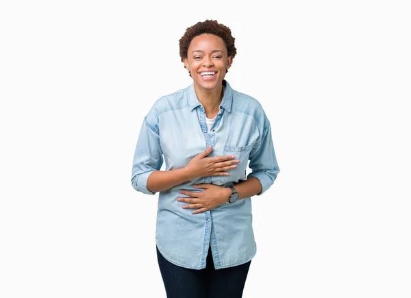 Joven Mujer Afroamericana Hermosa Sobre Fondo Aislado Sonriendo Riendo Fuerte — Foto de Stock