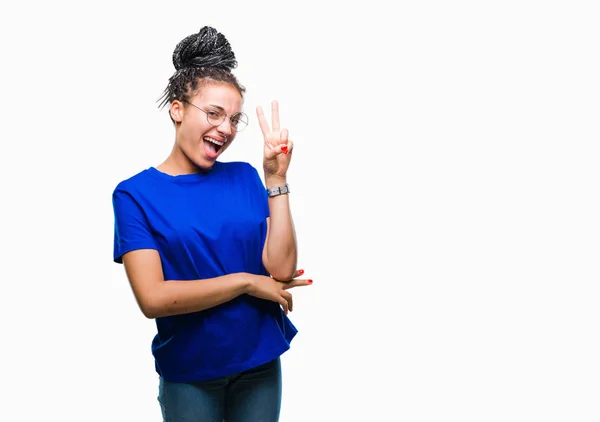 Jonge Gevlochten Haar Afrikaanse Amerikaans Meisje Bril Geïsoleerde Achtergrond Glimlachend — Stockfoto