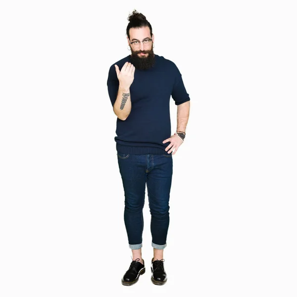 Jeune Homme Hipster Aux Cheveux Longs Barbe Portant Des Lunettes — Photo