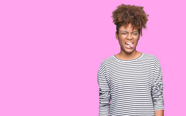 Beautiful Young African American Woman Wearing Glasses Isolated Background Sticking — Stock Photo, Image