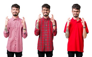 İzole arka plan üzerinde gözlük takan genç adam kolaj umut ve gözler kapalı gözleri geçiş gülümseyen. Şans ve batıl fikir.