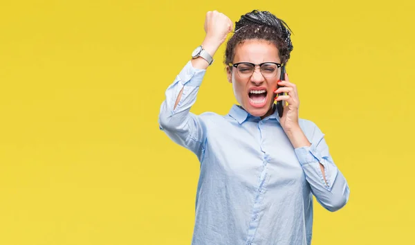 Junge Geflochtene Haare Afrikanisch Amerikanische Business Girl Zeigt Das Telefonieren — Stockfoto