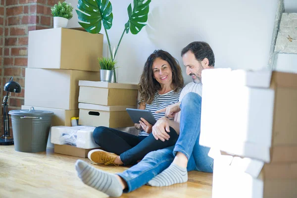 Romantisches Paar Mittleren Alters Verliebt — Stockfoto