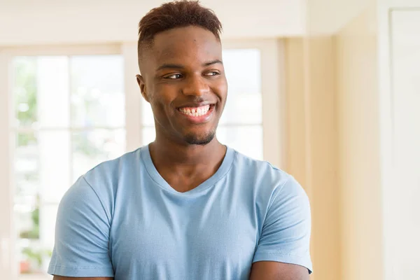 Handsome African Young Man Smiling Cheerful Crossed Arms — Stock Photo, Image
