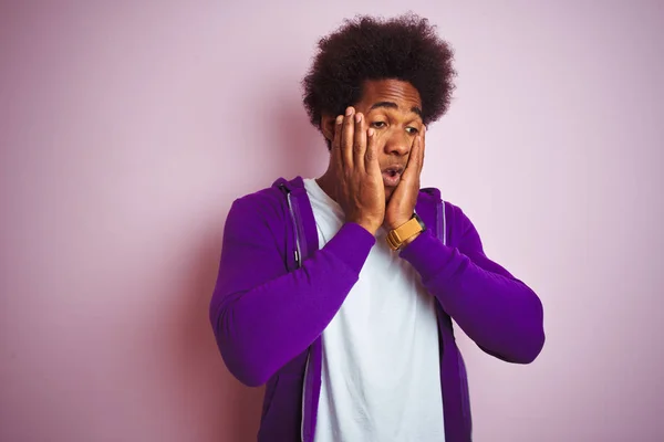 Young African American Man Wearing Purple Sweatshirt Standing Isolated Pink — Stock Photo, Image