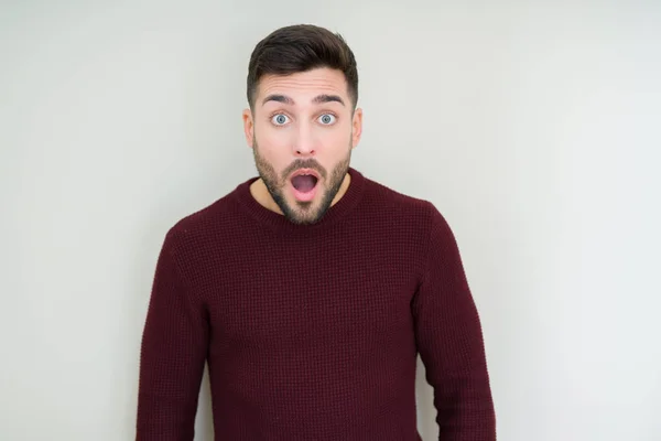 Young Handsome Man Wearing Sweater Isolated Background Afraid Shocked Surprise — Stock Photo, Image