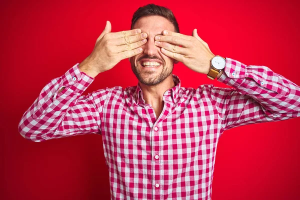 Young Handsome Man Red Isolated Background Covering Eyes Hands Smiling — Stock Photo, Image