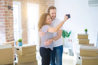 Aşk orta yaş Senior romantik çift