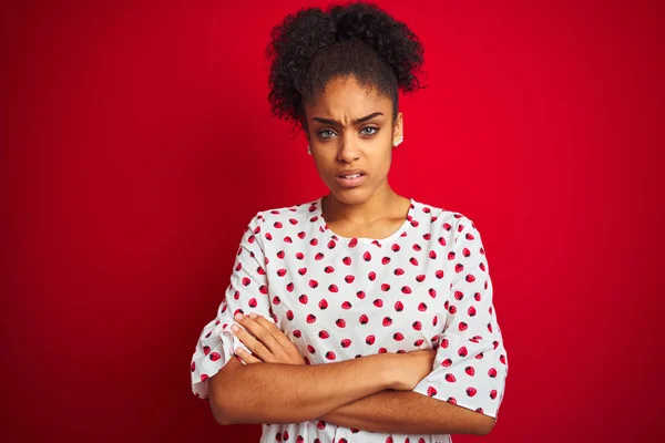 African American Woman Wearing Fashion White Dress Standing Isolated Red — Stock Photo, Image