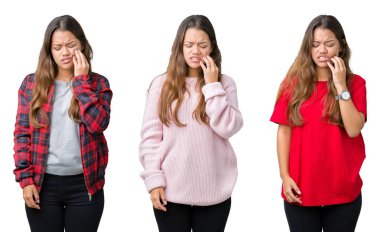 Güzel genç kadın acı ifadesi ile el ile ağız diş ağrısı veya dişlerde dişlerle ilgili hastalık nedeniyle dokunmadan izole arka plan yüzünden kolaj. Diş hekimi kavramı.