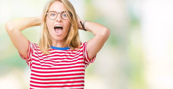 Mooie Jonge Vrouw Bril Achtergrond Crazy Geïsoleerd Bang Met Handen — Stockfoto