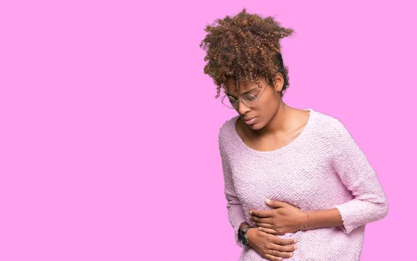 Hermosa Mujer Afroamericana Joven Con Gafas Sobre Fondo Aislado Con — Foto de Stock