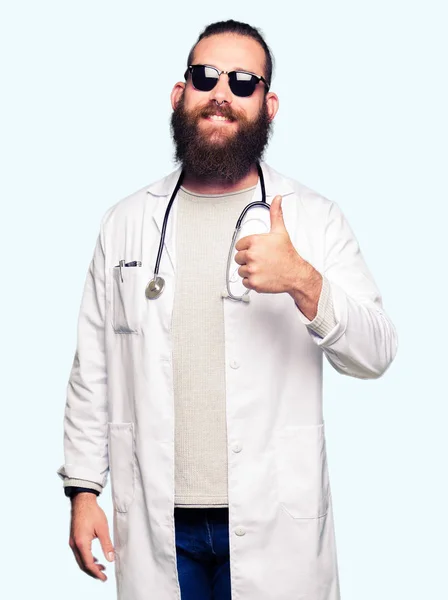 Young Blond Doctor Man Beard Wearing Sunglasses Doing Happy Thumbs — Stock Photo, Image
