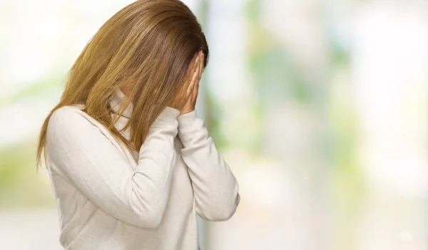 Mooie Middenleeftijd Volwassen Vrouw Winter Trui Dragen Geïsoleerde Achtergrond Met — Stockfoto