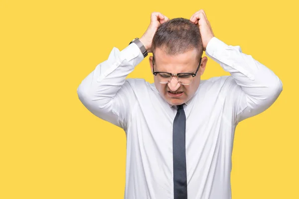 Empresarios Mediana Edad Árabe Hombre Con Gafas Sobre Fondo Aislado —  Fotos de Stock