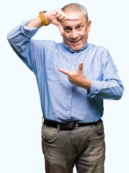 Homme Affaires Sénior Beau Portant Chemise Élégante Souriant Faisant Cadre — Photo